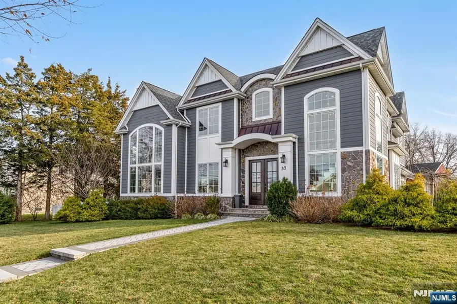 37 Glenfair Road, Glen Rock, NJ 07452 - #2