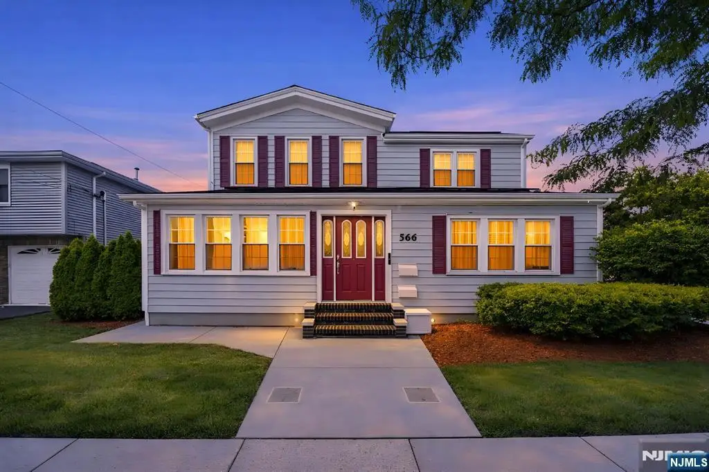 566 2nd Street, Carlstadt, NJ 07072 - #1