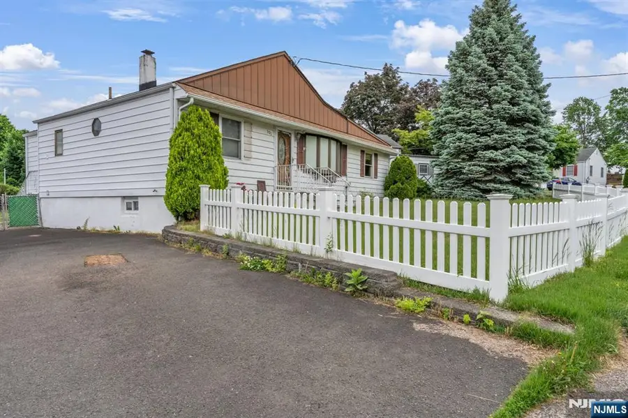 301 S Boulevard, Saddle Brook, NJ 07663 - #2
