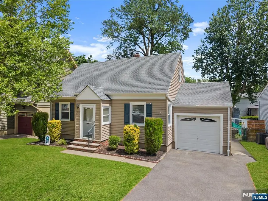 166 Beverly Hill Road, Clifton, NJ 07012 - #2