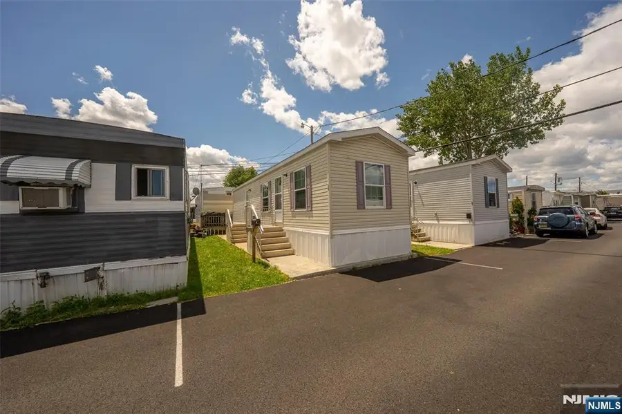 47 Helen, Moonachie, NJ 07074 - #2