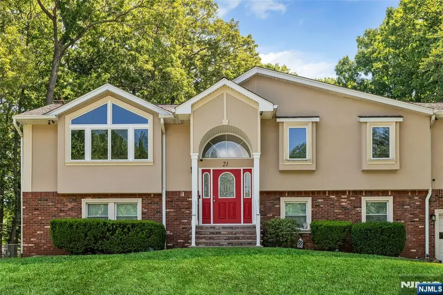 21 Marcia Road, Ringwood, NJ 07456 - #3