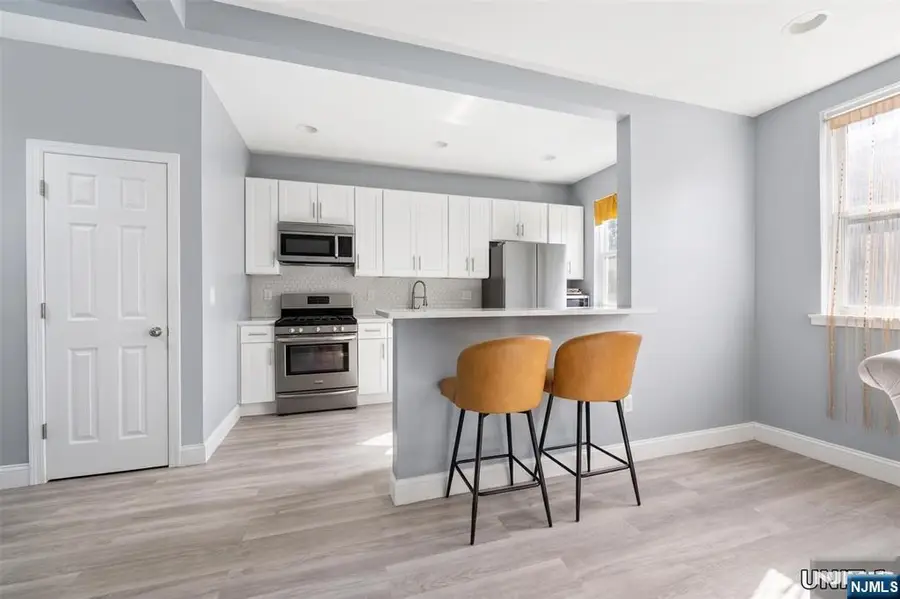 220 Delaware Avenue, Jersey City, NJ 07306 - #3