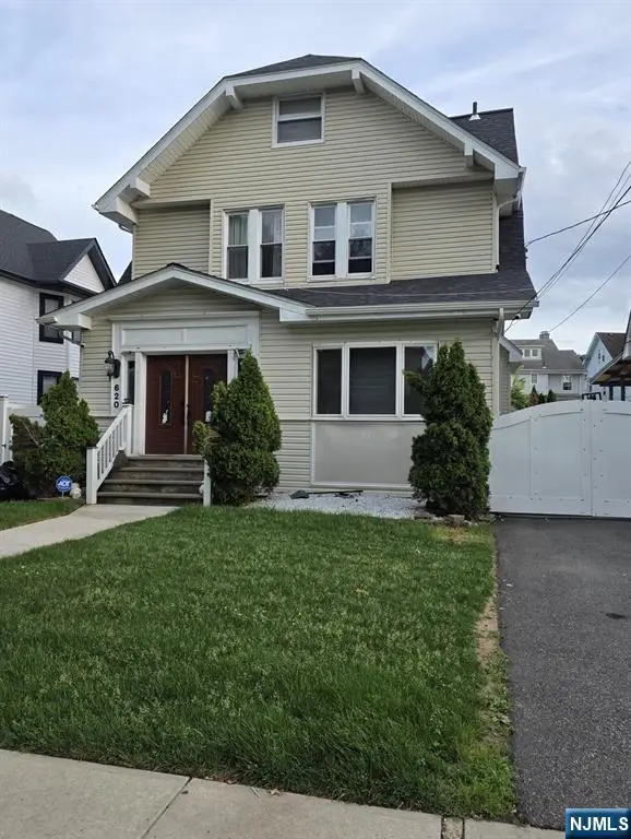 620 Park Avenue, Elizabeth, NJ 07208