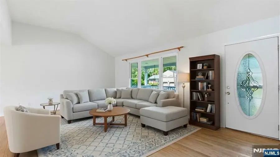164 Gordon Court, Oradell, NJ 07649 - #3