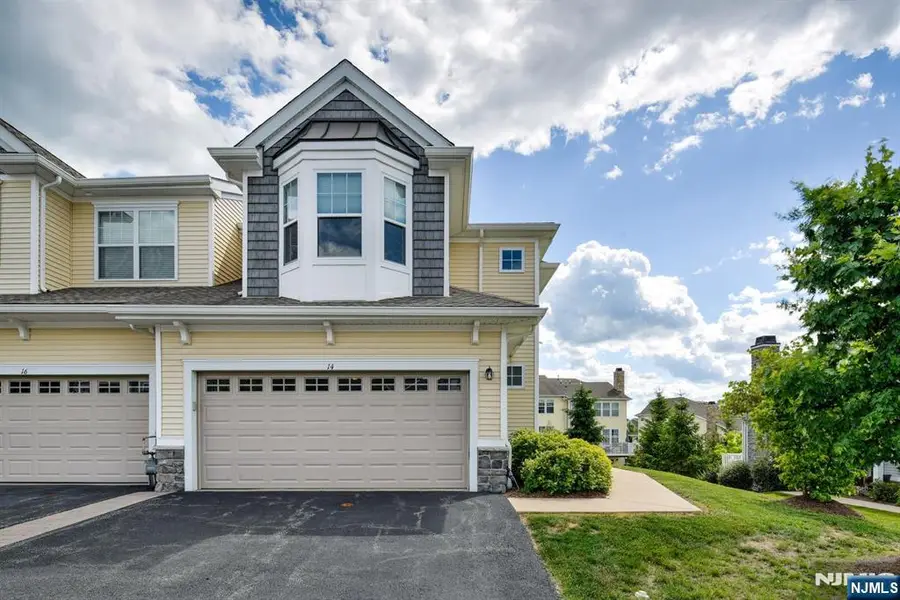 14 Lupine Lane, Hackettstown, NJ 07840 - #3
