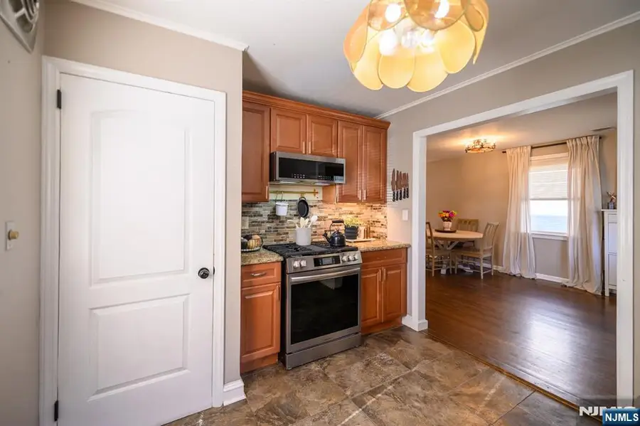 29 Reid Place, Hawthorne, NJ 07506 - #2