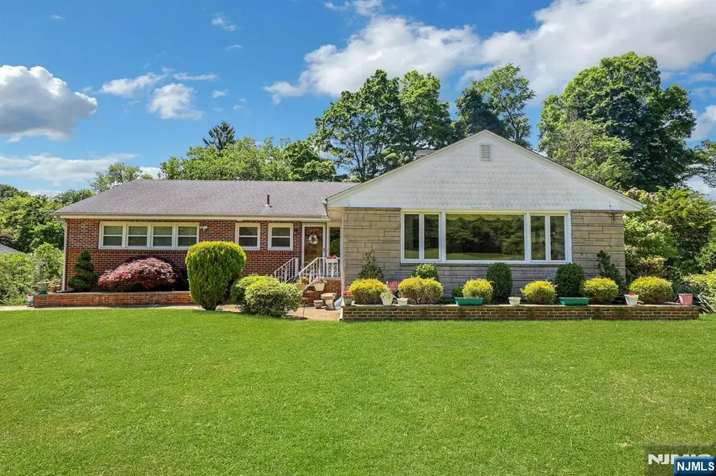 10 Shaw Road, Woodcliff Lake, NJ 07677 - #1