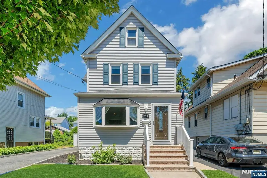 633 Lake Avenue, Lyndhurst, NJ 07071 - #2