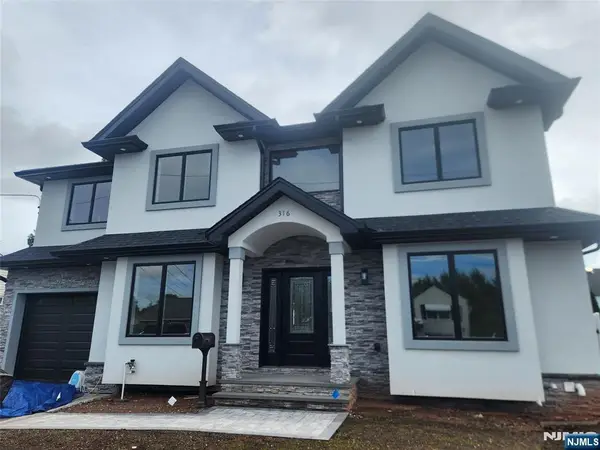 316 Hayes Drive, Saddle Brook, NJ 07663