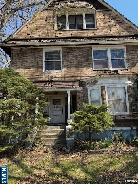 600 Park Avenue, East Orange, NJ 07017 - #1