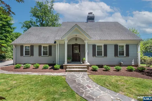 591 Highland Avenue, Montclair, NJ 07043