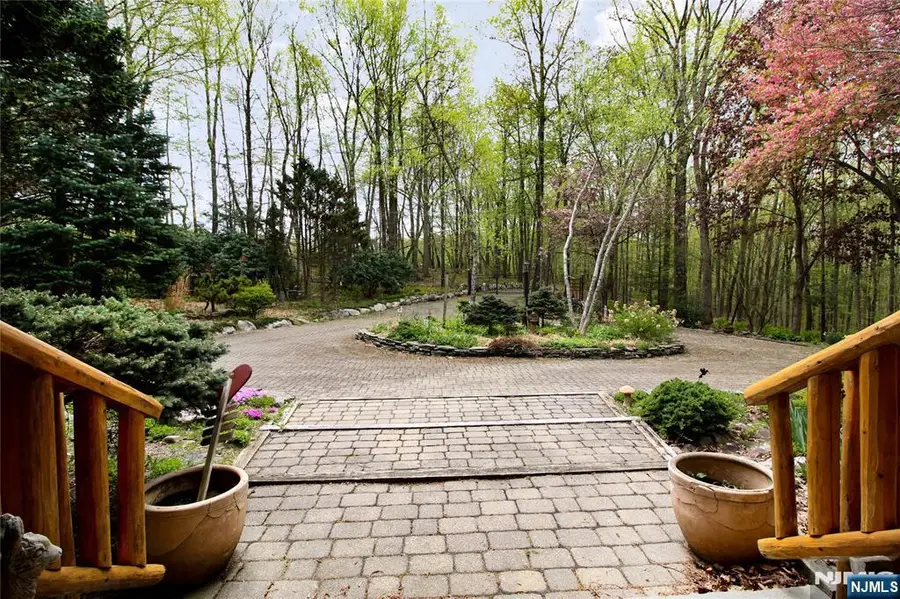 31 Kent Road, Newton, NJ 07860 - #3