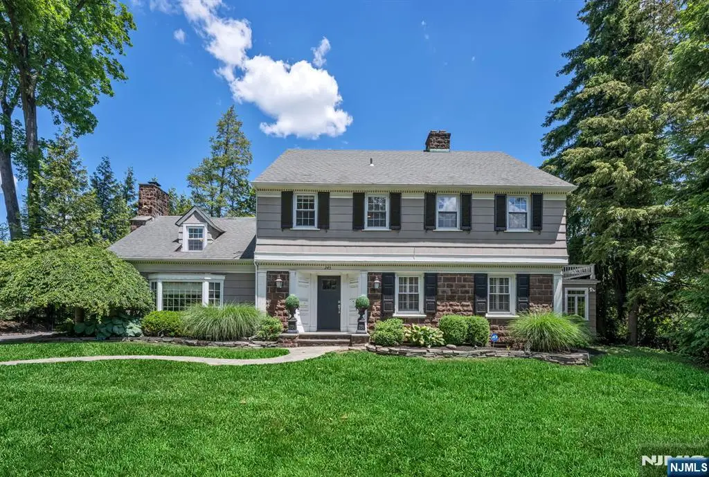 243 Hempstead Road, Ridgewood, NJ 07450 - #1