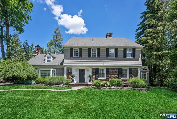 243 Hempstead Road, Ridgewood, NJ 07450