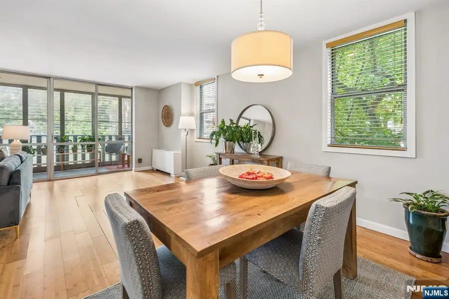 530 Valley Road C002V, Montclair, NJ 07043 - #3