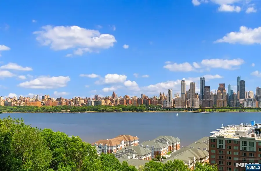 6050 Boulevard East 4C, West New York, NJ 07093 - #2