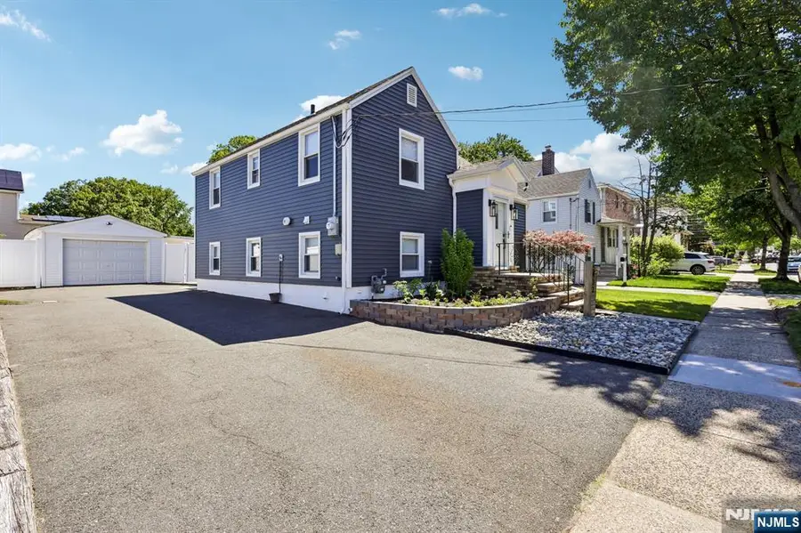 433 Fern Avenue, Lyndhurst, NJ 07071 - #2
