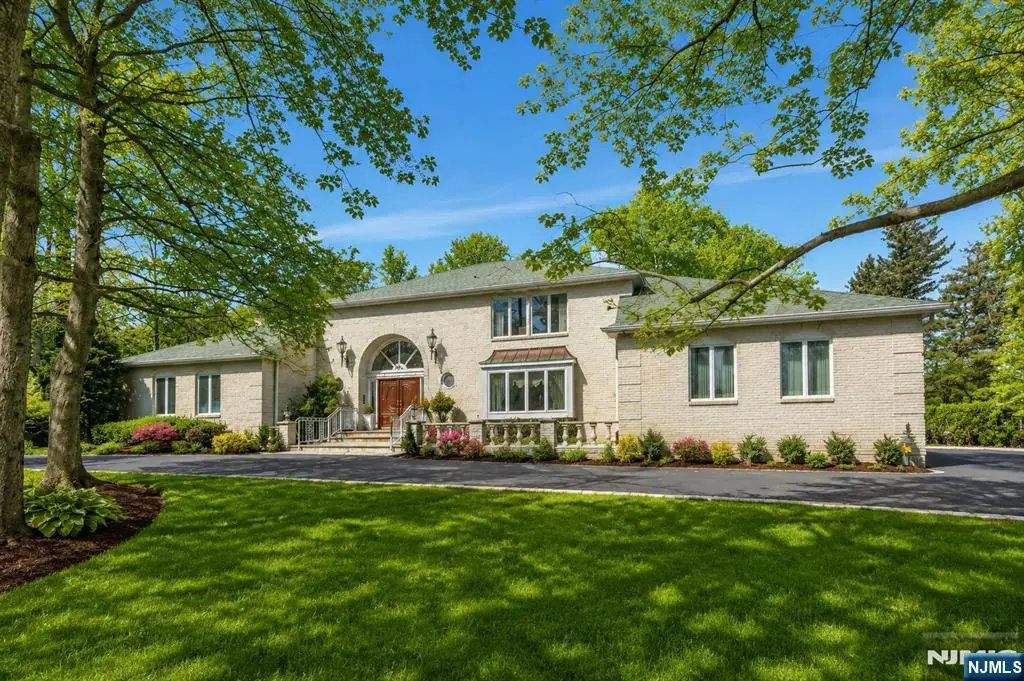 510 Hampton Hill Road, Franklin Lakes, NJ 07417 - #1