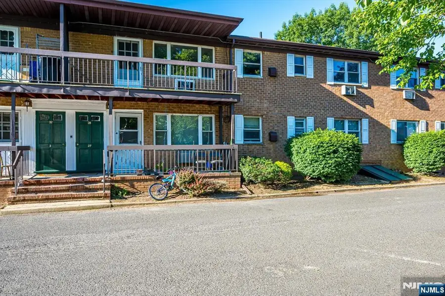 55 Gills Lane 28, Iselin, NJ 08830 - #3