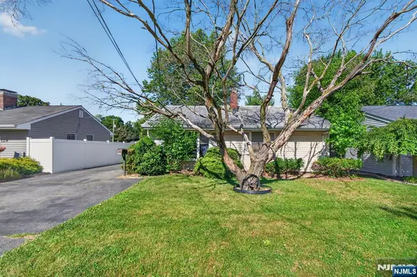 133 Mary Avenue, Woodbridge, NJ 08863