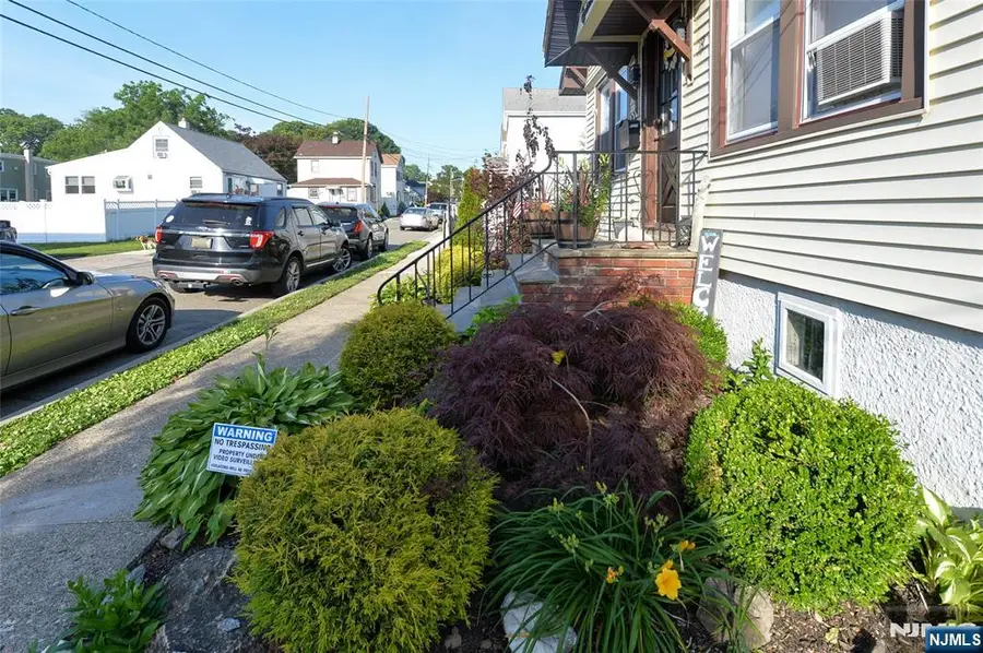 18 Parker Avenue, Hawthorne, NJ 07506 - #3