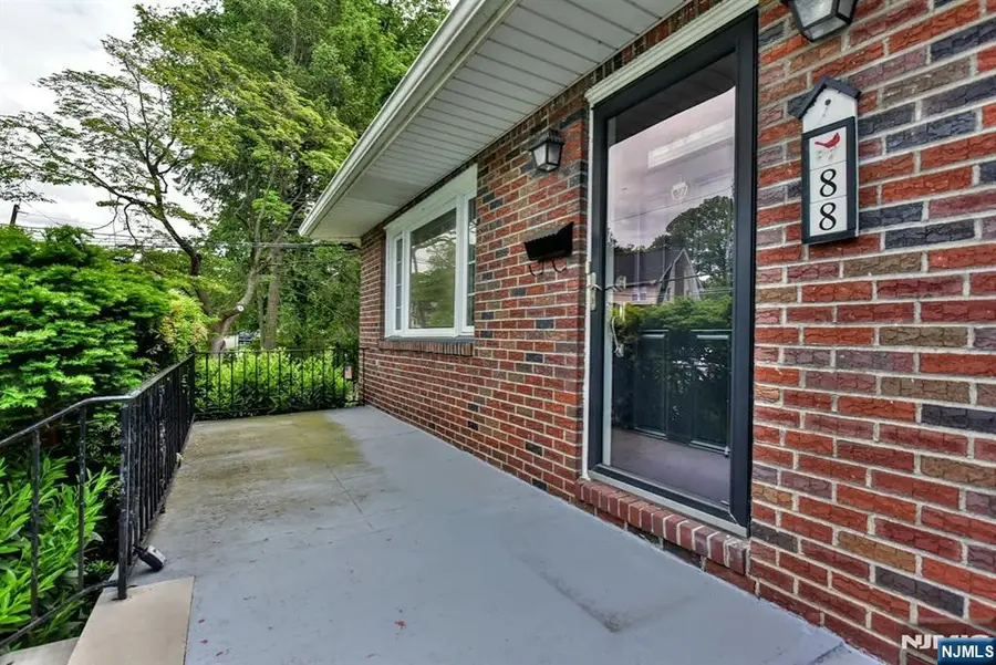 88 Woodland Avenue, Rutherford, NJ 07070 - #2