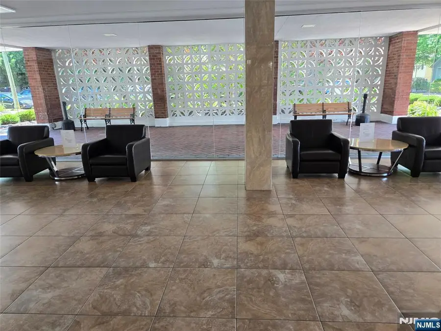 275 Hoym Street 5E, Fort Lee, NJ 07024 - #3