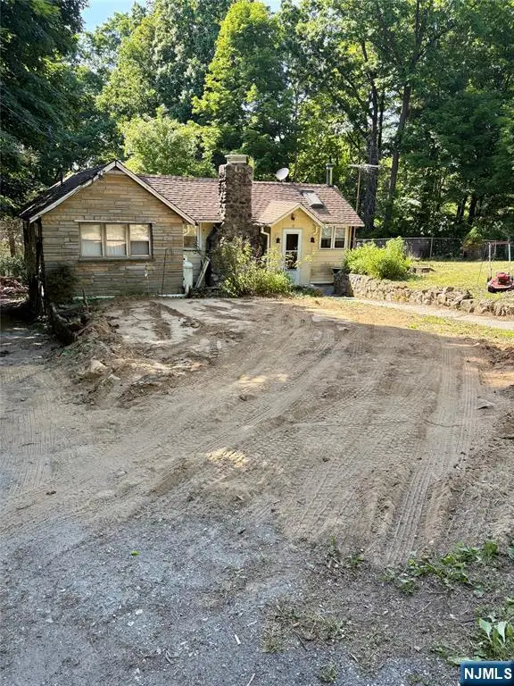 17 Onteora Road, Vernon, NJ 07422 - #1