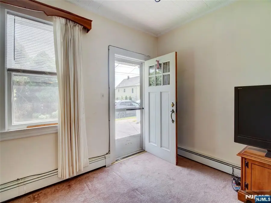213 Kipp Avenue, Elmwood Park, NJ 07407 - #3