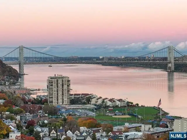 100 Carlyle 16 J/K N, Cliffside Park, NJ 07010 - #3