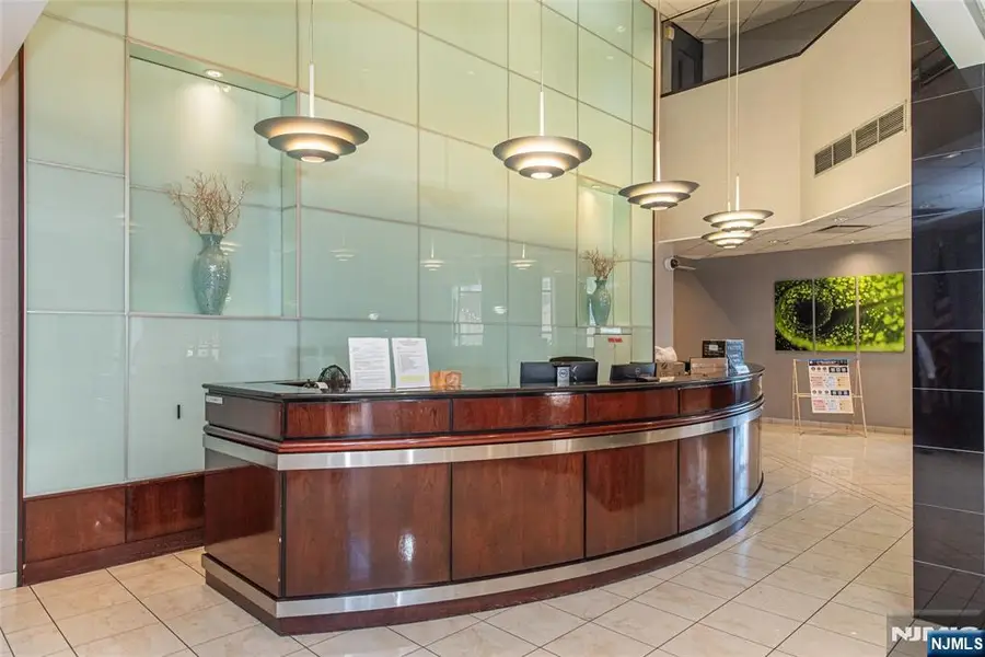 7004 Boulevard East 39F, Guttenberg, NJ 07093 - #2