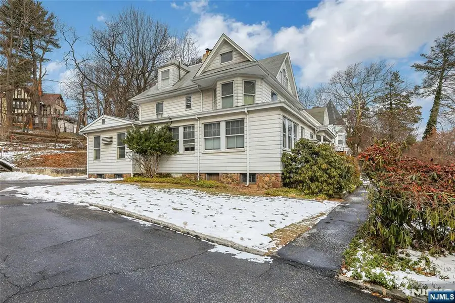 16 Mountain Avenue, Montclair, NJ 07042 - #3