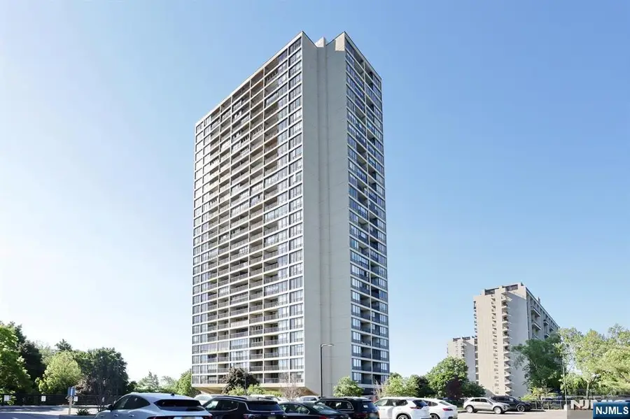 5 Horizon 1803, Fort Lee, NJ 07024 - #2
