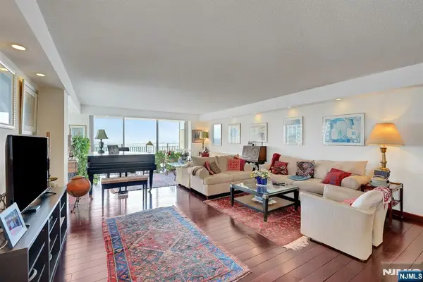 1530 Palisade Avenue 10F, Fort Lee, NJ 07024