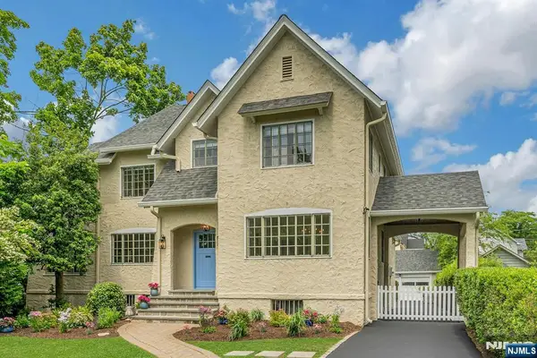 9 Parkway, Montclair, NJ 07042
