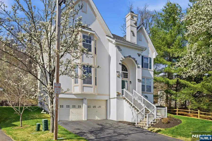 1 Skytop Ridge, Oakland, NJ 07436 - #2