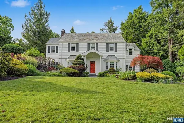 109 Windsor Road, Tenafly, NJ 07670