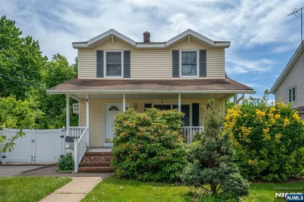 256 Fycke Lane, Teaneck, NJ 07666