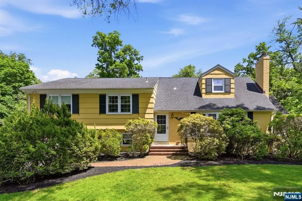 16 Pinecrest Drive, Woodcliff Lake, NJ 07677 - #1