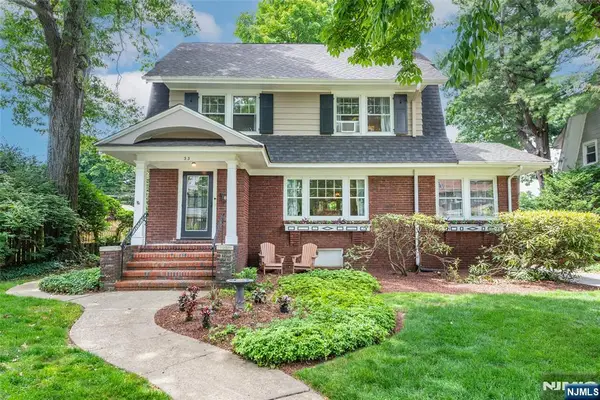 33 Prescott Avenue, Montclair, NJ 07042