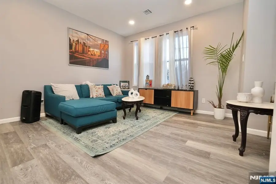 172-176 Delavan Avenue, Newark, NJ 07104 - #2