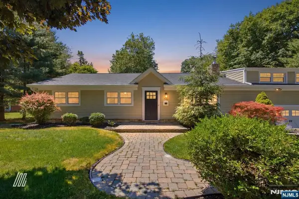 309 Spring Lane, Haworth, NJ 07641