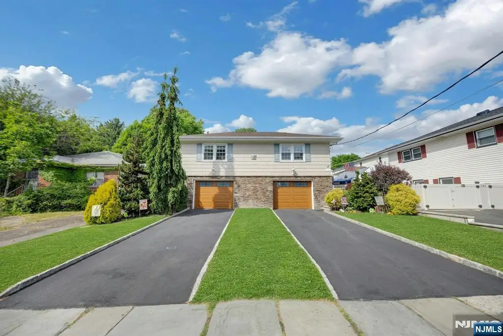 184 W Passaic Avenue, Rutherford, NJ 07070 - #1