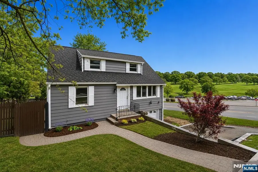 1 Lorelei Road, West Orange, NJ 07052 - #2