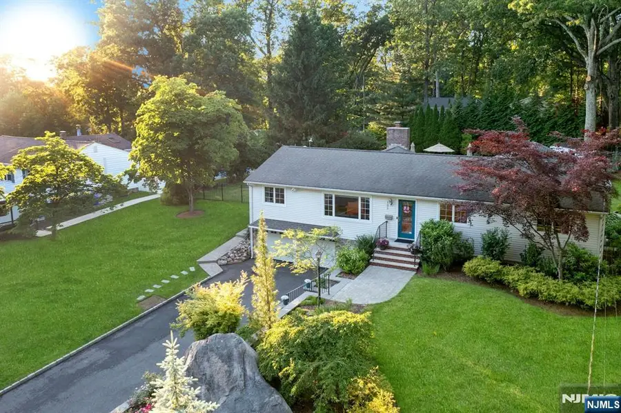 195 Overlook Place, Mahwah, NJ 07430 - #3