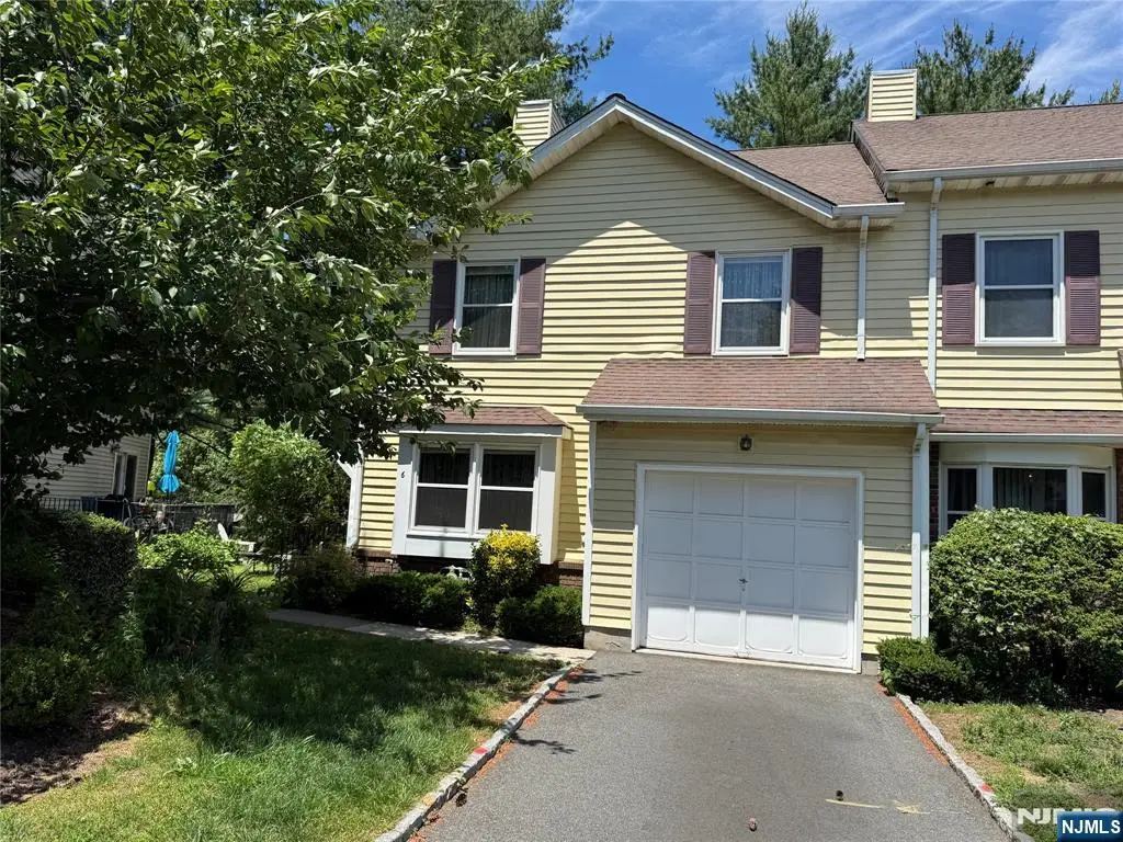 6 Chris Court 6, Fair Lawn, NJ 07410 - #1