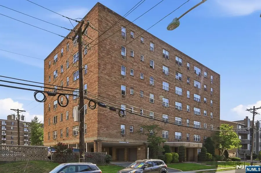 25 Jefferson Street 2F, Hackensack, NJ 07601 - #2