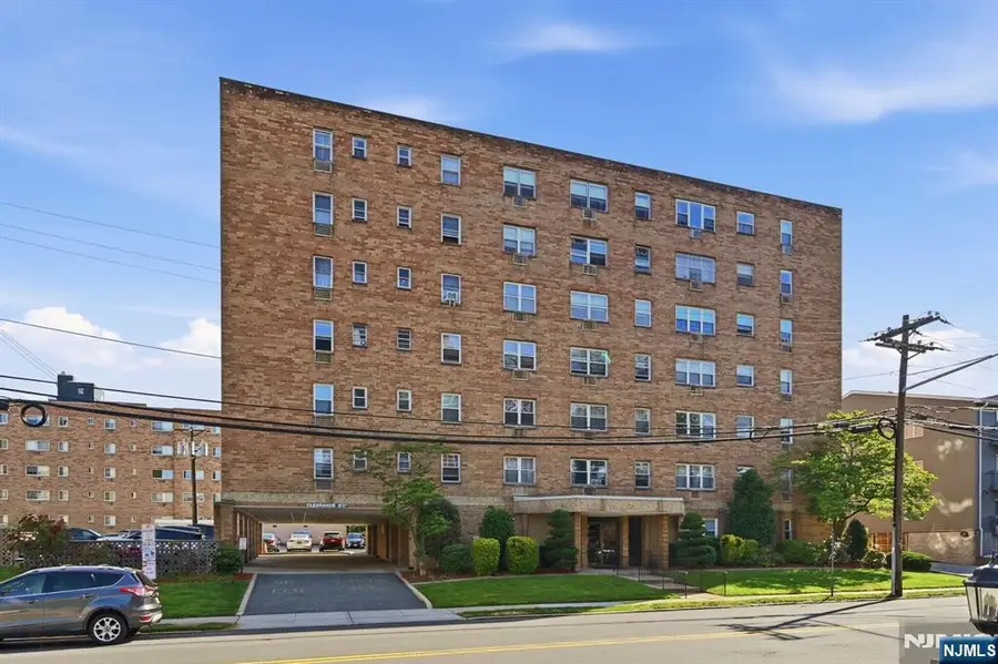 25 Jefferson Street 2F, Hackensack, NJ 07601 - #3