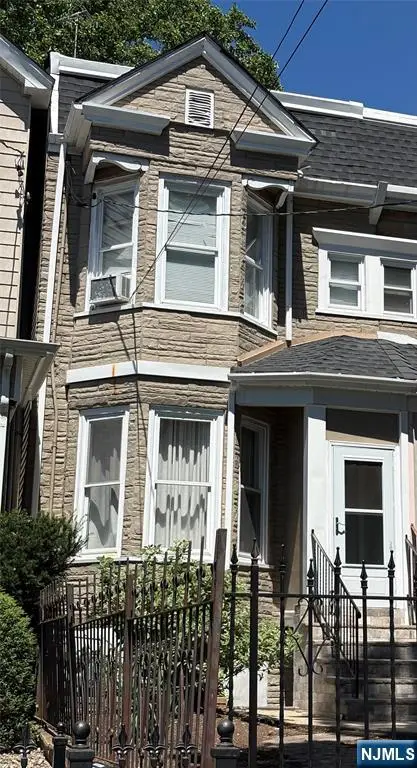 400 Summer Avenue, Newark, NJ 07104
